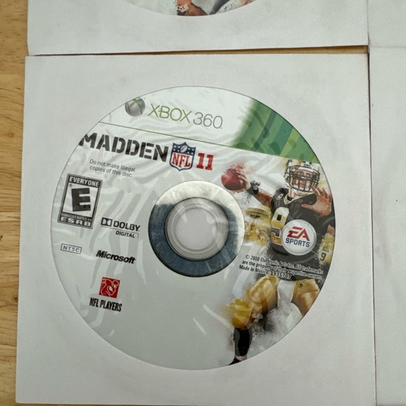 Xbox 360 9 Game Lot Madden NFL & FIFA Soccer Discs Only Multiple Years Tested - Picture 5 of 10